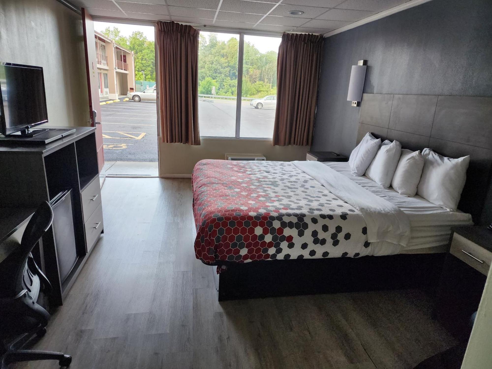 Econo Lodge Wytheville I-77 & I-81 Экстерьер фото